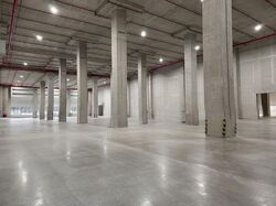 Pioneer Road (D22), Warehouse #577067581